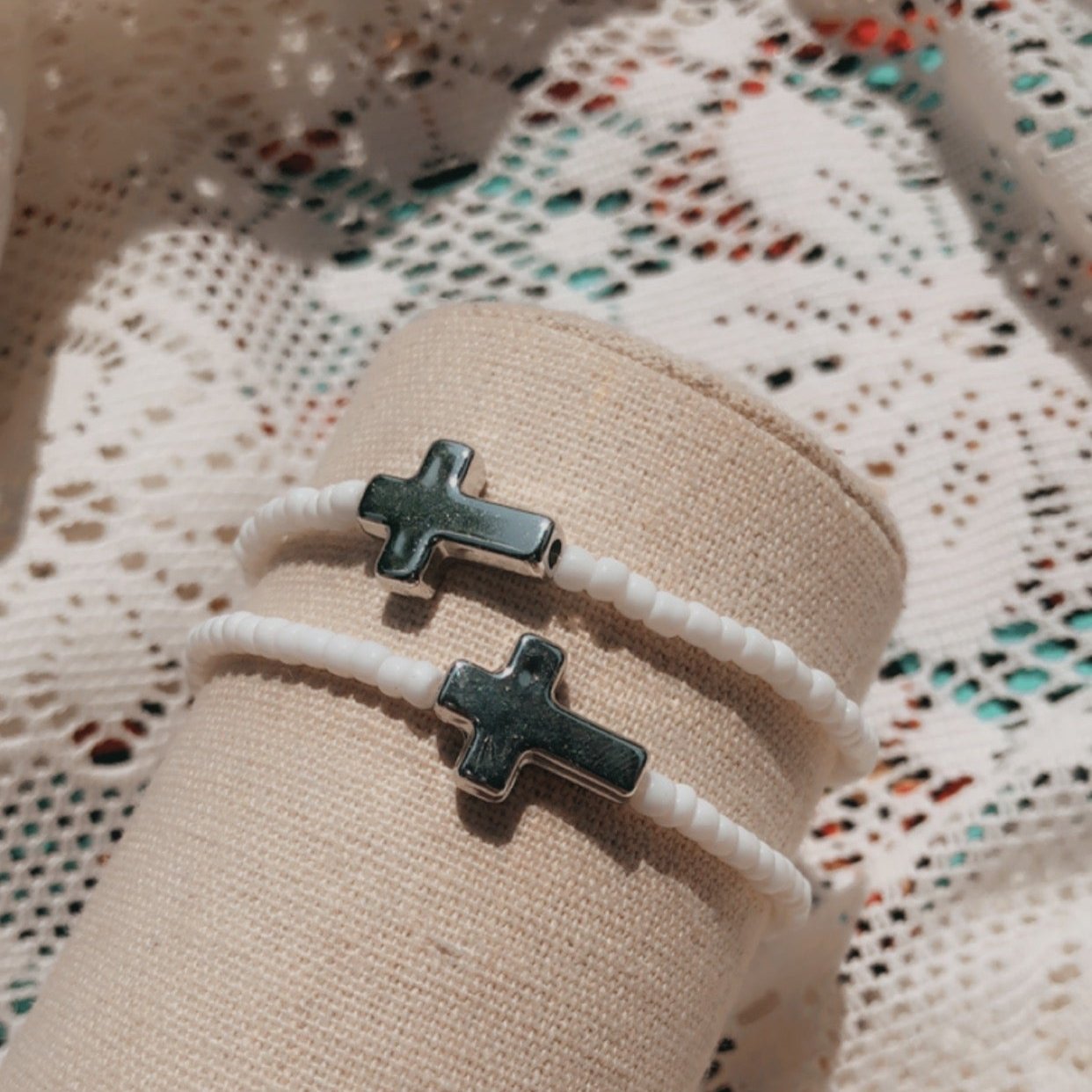 Sliver cross bracelet